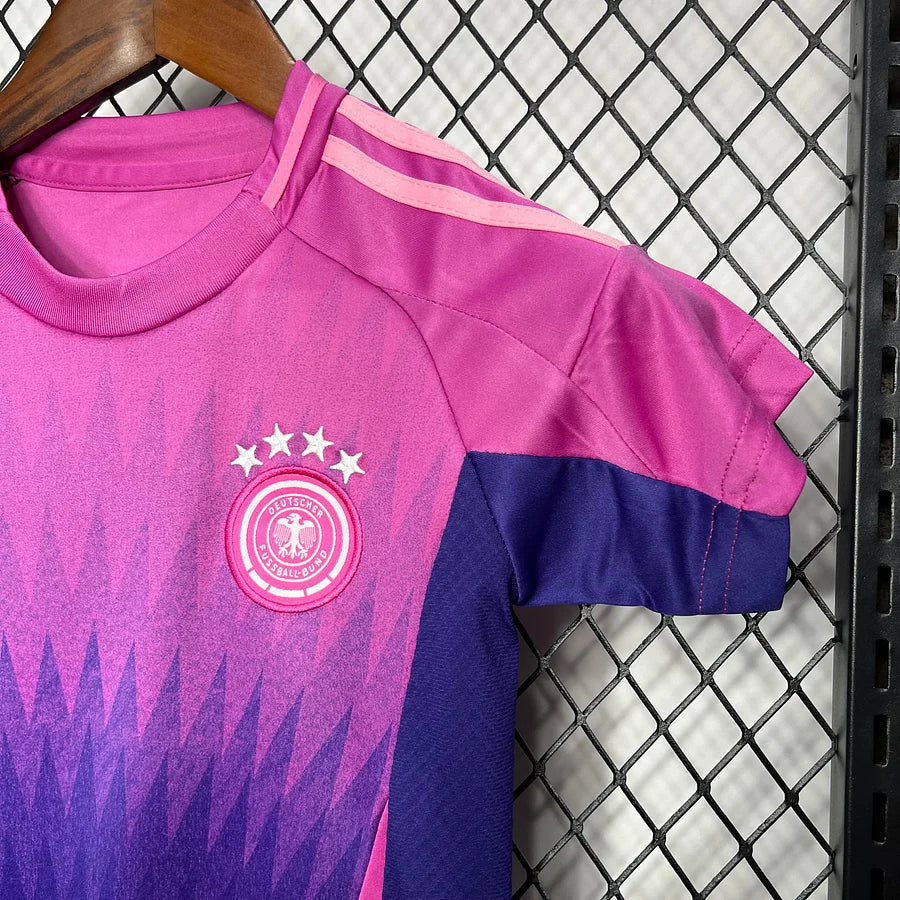 Deutschland 2024-2025 Auswärts-Shorts-Trikots
