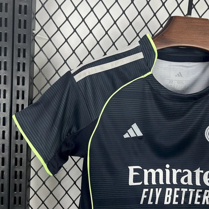 Ensemble Short Real Madrid extérieur 2025-2026