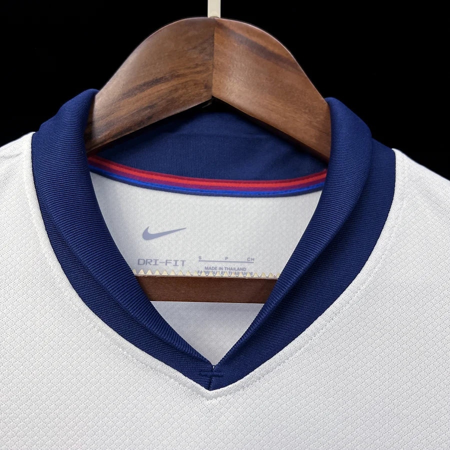 England Heim 2024-2025