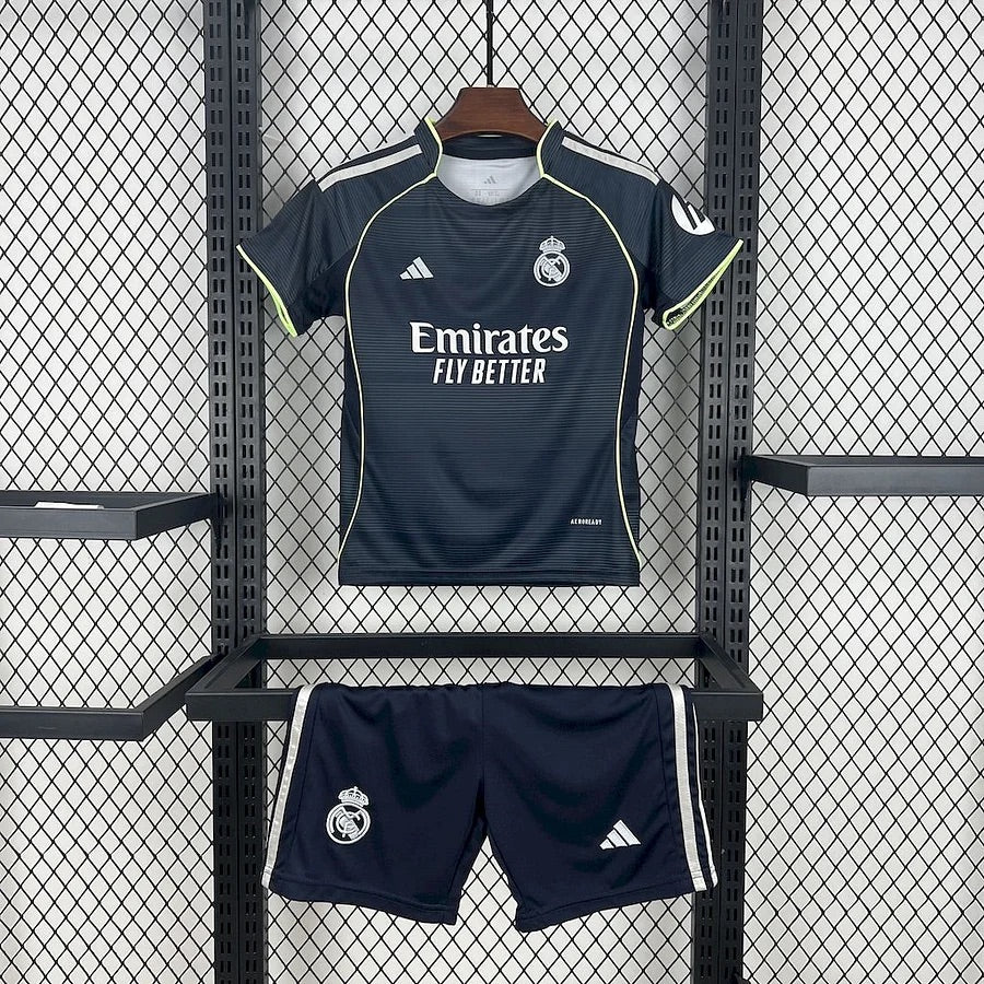 Ensemble Short Real Madrid extérieur 2025-2026