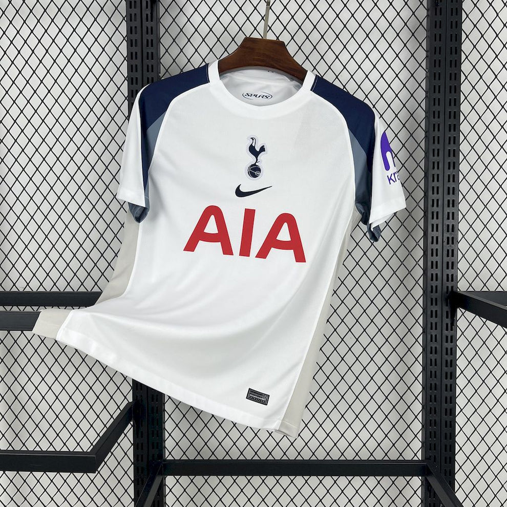 Tottenham domicile 2025-2026