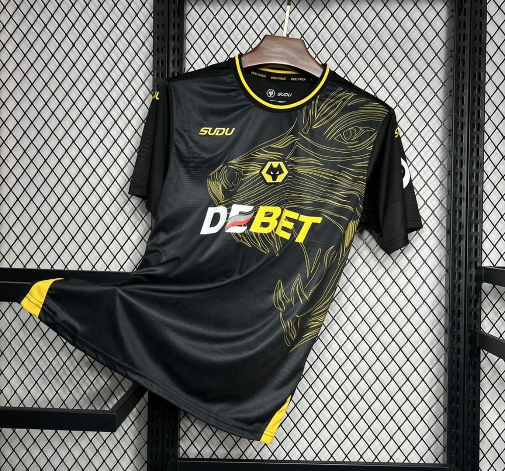 Wolves extérieur 2024-2025
