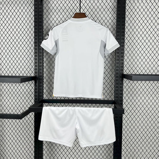Ensemble Short Real Madrid domicile 2025-2026