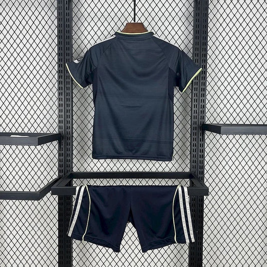 Ensemble Short Real Madrid extérieur 2025-2026