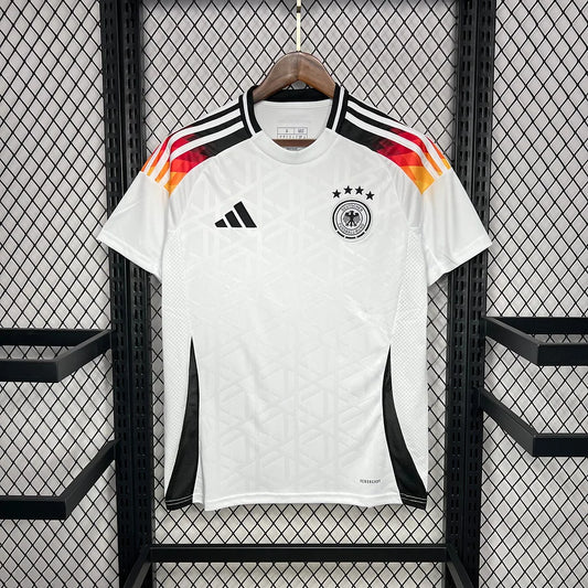 Deutschland Heim 2024-2025