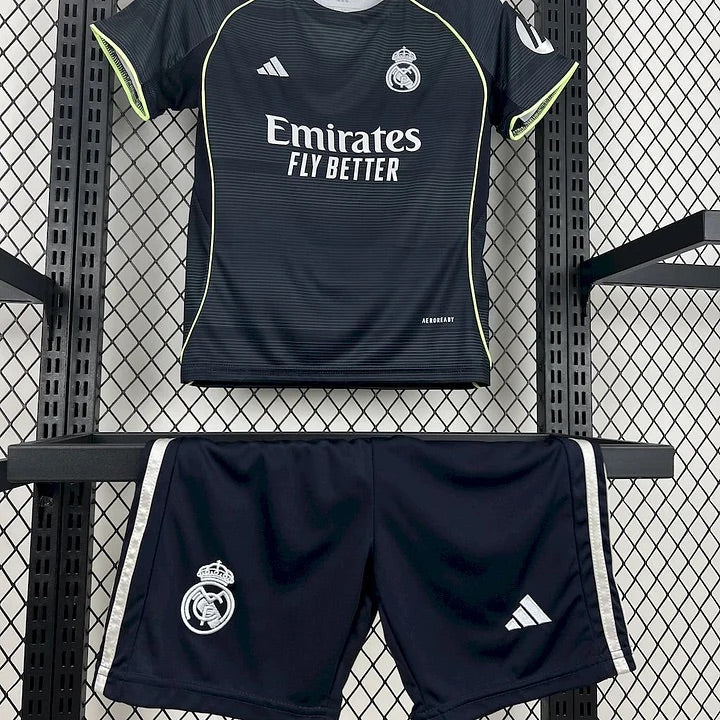 Ensemble Short Real Madrid extérieur 2025-2026