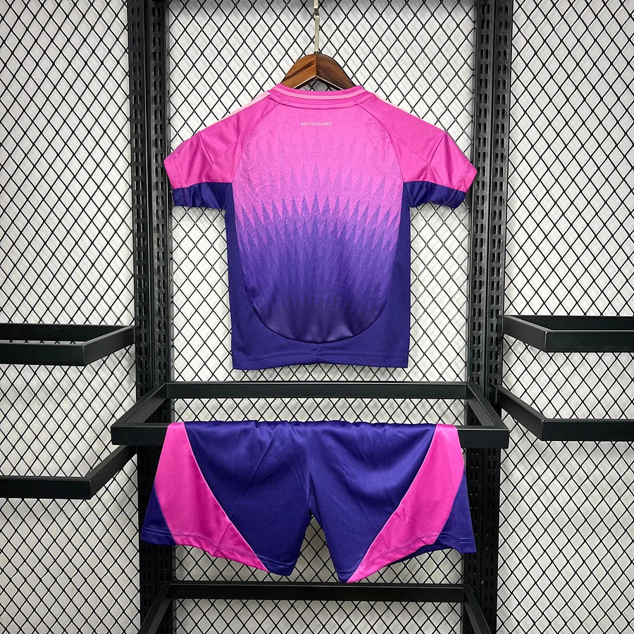 Deutschland 2024-2025 Auswärts-Shorts-Trikots
