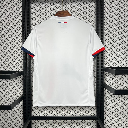 Paris (PSG) Auswärts 2024-2025