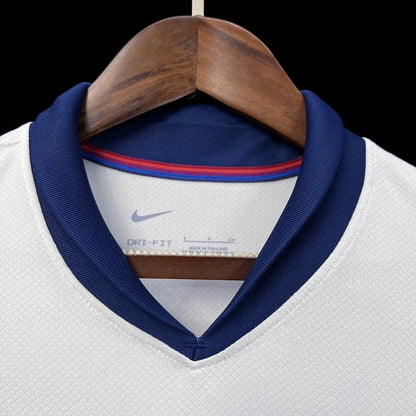England Heim 2024-2025