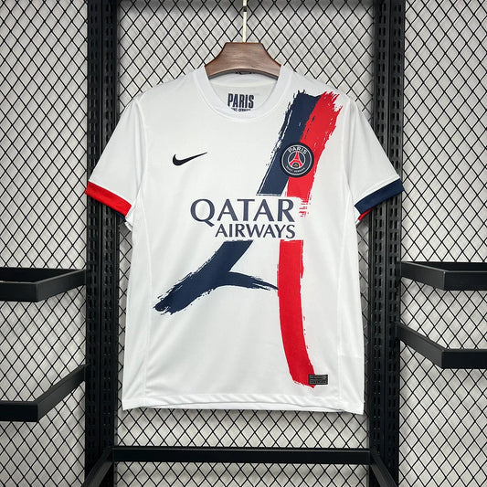 Paris (PSG) Auswärts 2024-2025
