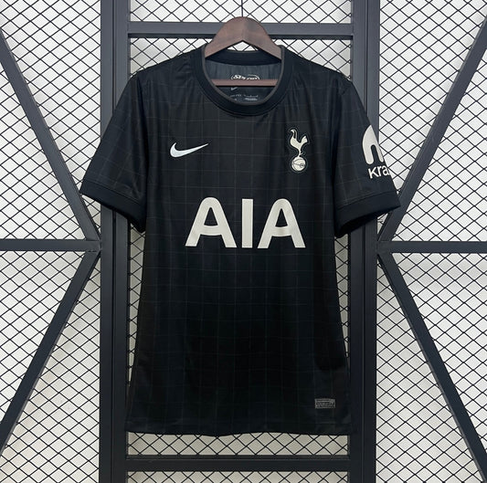 Tottenham extérieur 2025-2026
