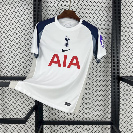 Tottenham domicile 2025-2026