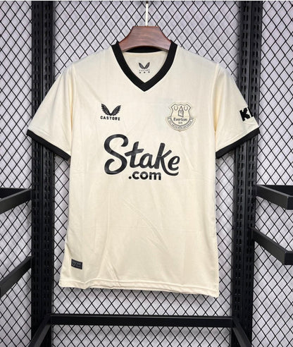 Everton third 2024-2025