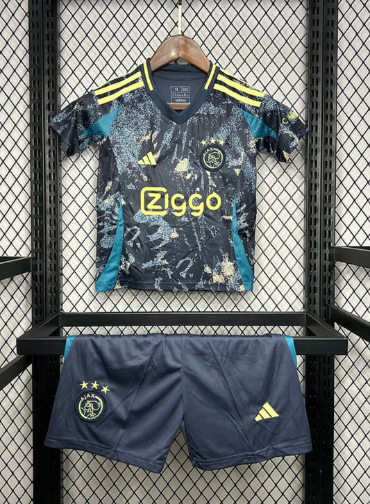 Ensemble Short Ajax extérieur 2024-2025